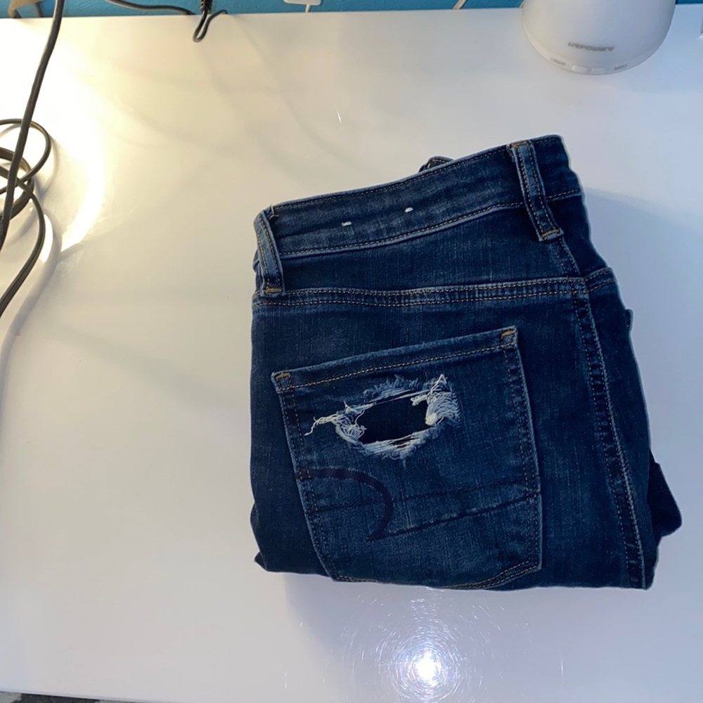AMERICAN EAGLE SUPER HI RISE JEANS🌙